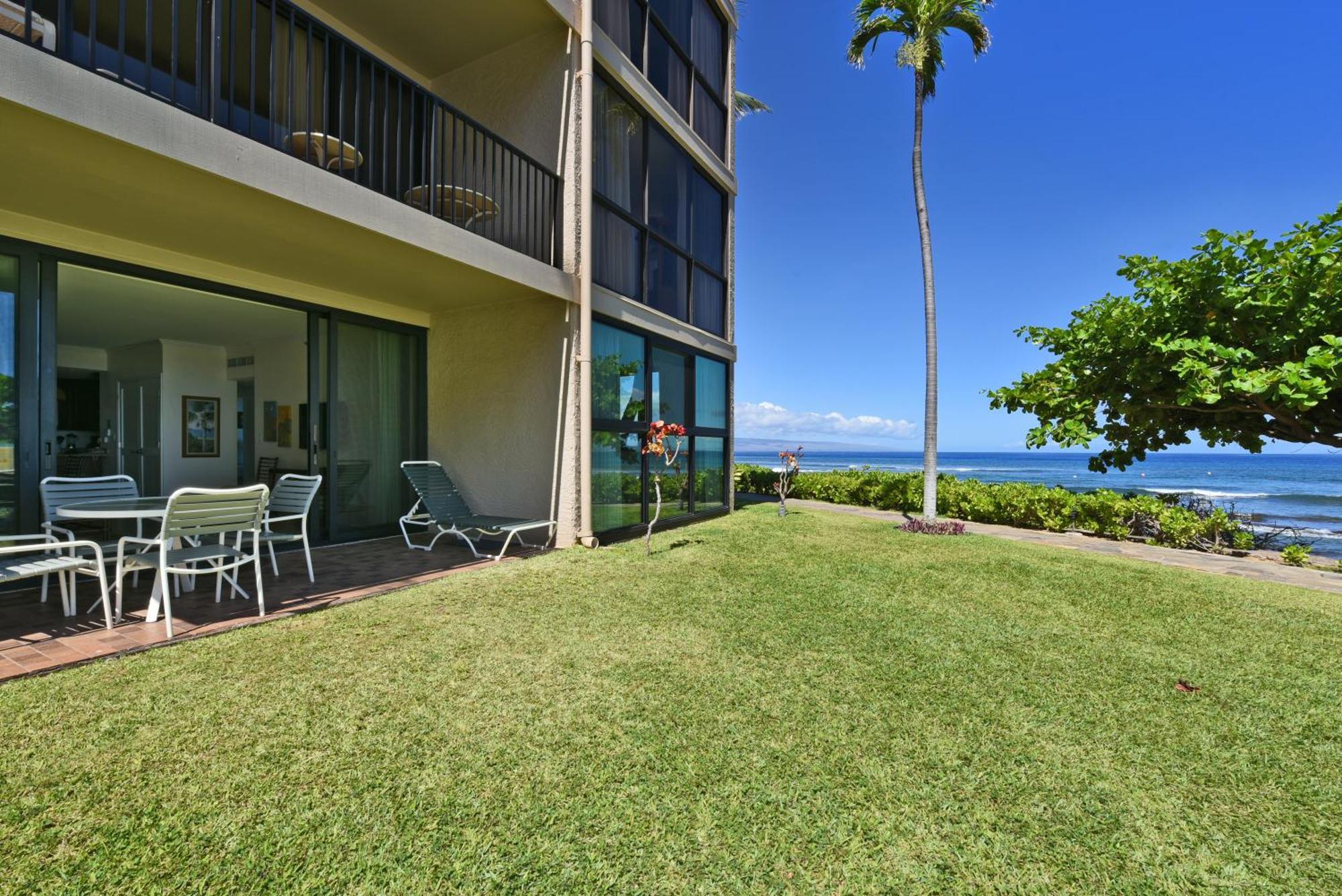 Kaanapali Shores 160 - Sleep Steps Away From The Ocean Kahana Exterior photo