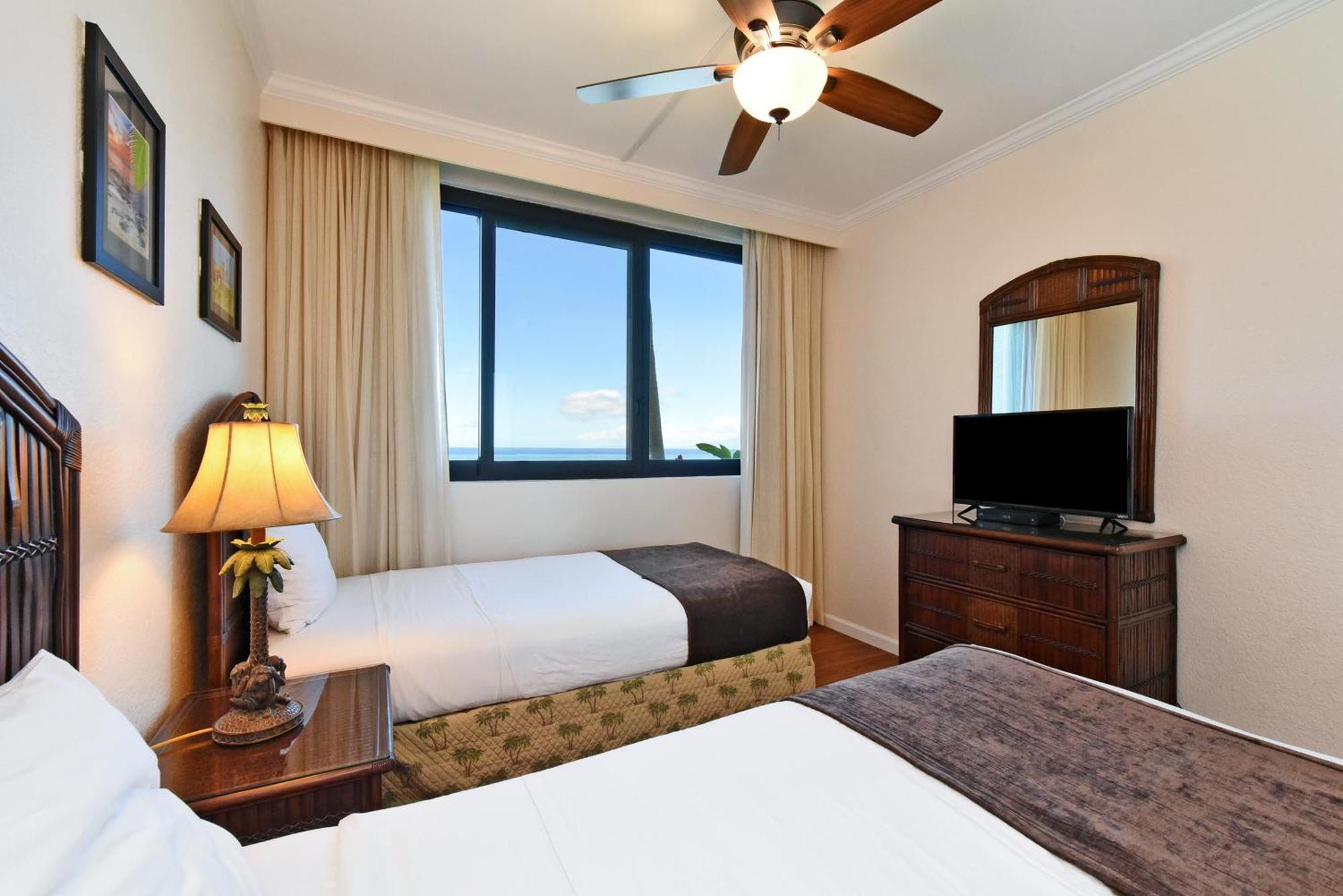 Kaanapali Shores 160 - Sleep Steps Away From The Ocean Kahana Exterior photo